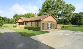 8409 Carrie Dr, Benton, AR 72019