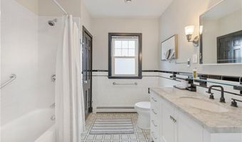112 Esplanade, Middletown, RI 02842