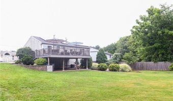 9 Mallory Ct, Cranston, RI 02910