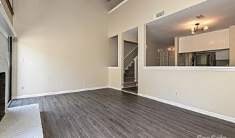 7916 Charter Oak Ln, Charlotte, NC 28226