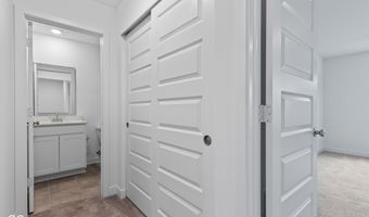 7265 Governors Row, Avon, IN 46123