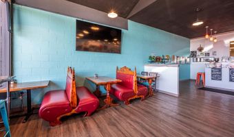 215 SE 10TH St, Bandon, OR 97411