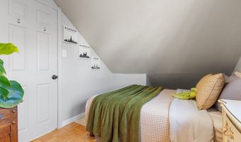 11 Hartlawn Rd, Boston, MA 02132