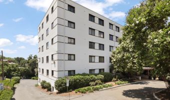 2016 N ADAMS St 508, Arlington, VA 22201