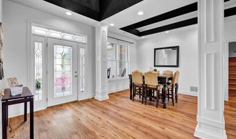 430 Summer Lake Dr, Bedford, IN 47421