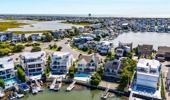 22 PELICAN Dr S, Avalon, NJ 08202