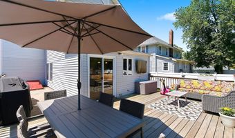 45 Compton St, Belford, NJ 07718