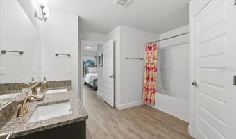 477 LAKE VISTA Dr, Auburndale, FL 33823