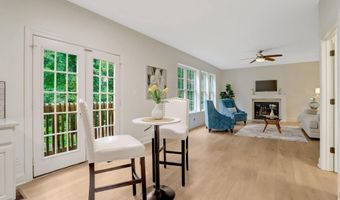3905 COOK St, Alexandria, VA 22311