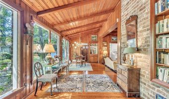 905 Goebel Ave, Savannah, GA 31404