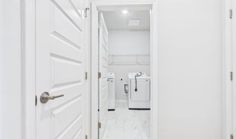 18072 Longleaf Dr, Athens, AL 35611