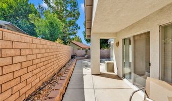 11246 Pleasant Hills Dr, Apple Valley, CA 92308