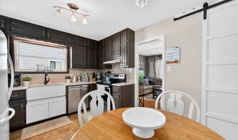 426 N 14th Ave, Beech Grove, IN 46107