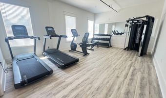 124 Court St 303, Bay St. Louis, MS 39520