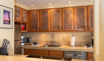 800 S Kihei Rd 302, Kihei, HI 96753