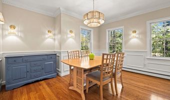 2 Boulder Rd, Bourne, MA 02532