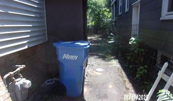 137 N Pine Ave, Albany, NY 12203