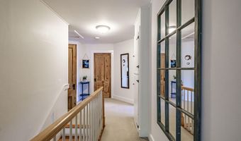 71 Brook Rd, Falmouth, ME 04105