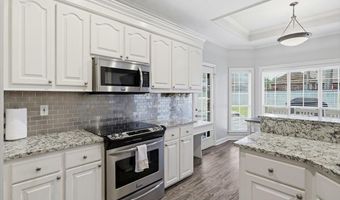 106 Red Oak Trl, Brandon, MS 39047