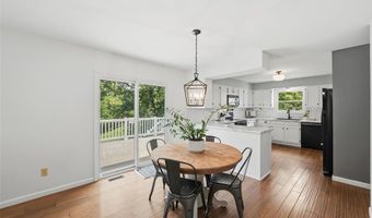 501 Oak Leaf Manor Ct, Ballwin, MO 63021