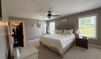 102 Shale Ct, Batesville, IN 47006