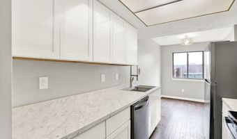 8545 La Corrida Ct, Indianapolis, IN 46227