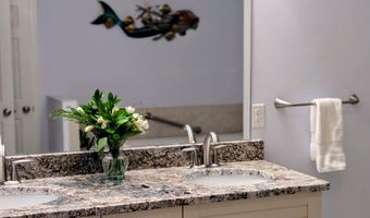 16 Amberwood Ct, Bourne, MA 02532