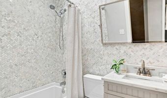 309 K St SE, Washington, DC 20003