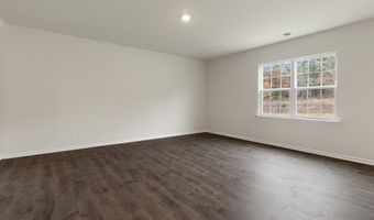 1043 Misty Creek Dr, Aberdeen, NC 28315