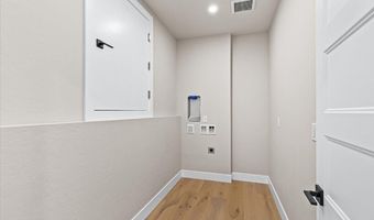 852 Oak St, Ashland, OR 97520