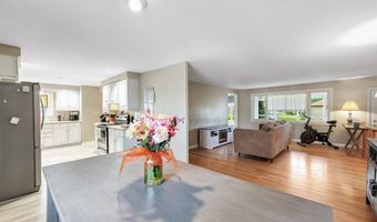 1529 CLARK St, Algoma, WI 54201