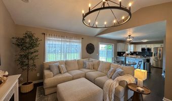 16 Hoosier Heights Dr, Batesville, IN 47006