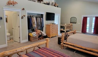 191 Clear Creek Rd, Cascade, ID 83611