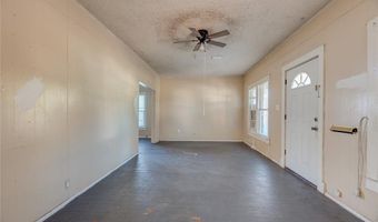 909 W Minnesota Ave, Chickasha, OK 73018