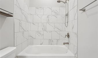 741 Topsail Ln, Alpharetta, GA 30005