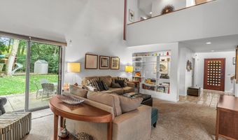 3735 Tremont Ln, Ann Arbor, MI 48105