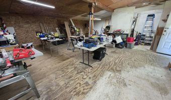32 Plain St, Barre, VT 05641