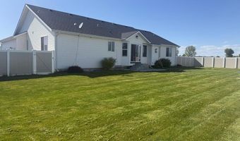 5038 Cassie Dr, Chubbuck, ID 83202
