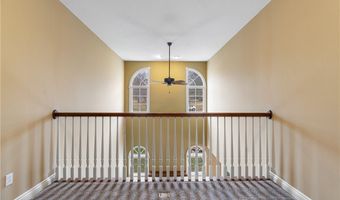 3285 Grey Village Dr, Akron, OH 44319