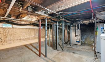 606 E Main St, Albion, IN 46701