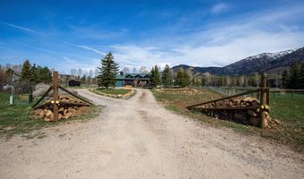 60 BUCKRAIL Ln, Alpine, WY 83128