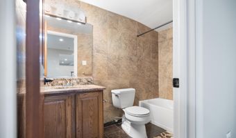 900 TUCKER Ln, Ashton, MD 20861