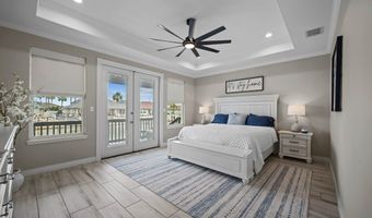 124 Sea Breeze Dr, Aransas Pass, TX 78336
