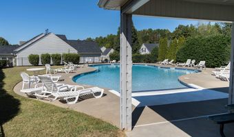 175 Castleton Cir, Boiling Springs, SC 29316