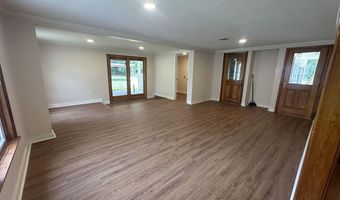 11824 Newsom Dr, Baton Rouge, LA 70811