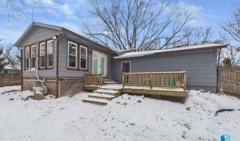 318 Elm Ave, Baltic, SD 57003