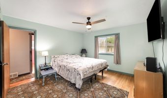 812 W Ctr, Alma, MI 48880