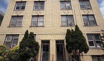 67 W 53RD St, Bayonne, NJ 07002