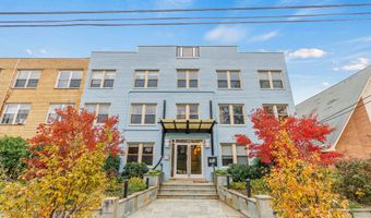 922 MADISON St NW 304, Washington, DC 20011