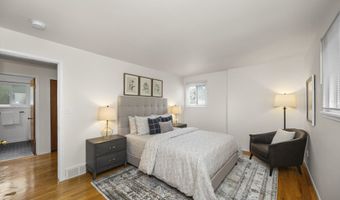 3007 Williamsburg Rd, Ann Arbor, MI 48108